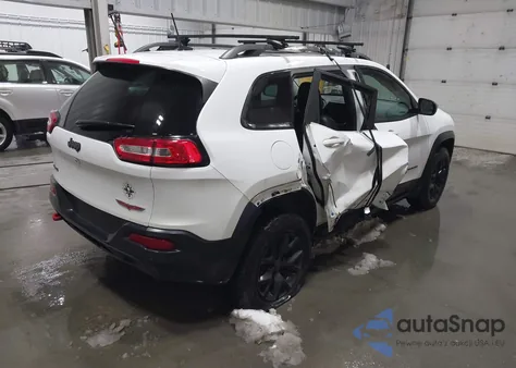 2018 Jeep Cherokee Trailhawk 4X4 z USA, uszkodzony, nr VIN 1C4PJMBXXJD582406